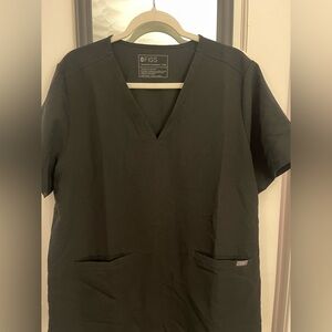 Figs Classic Black V-Neck Scrub Top